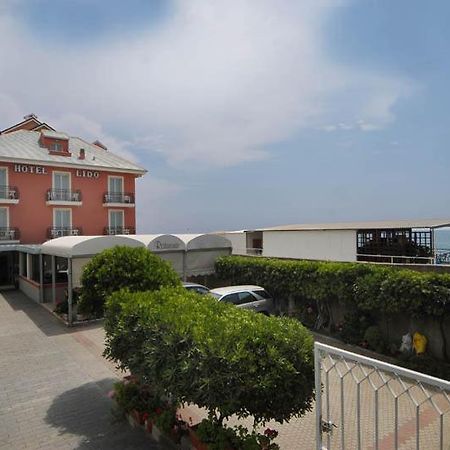 Hotel Lido Deiva Marina Ngoại thất bức ảnh