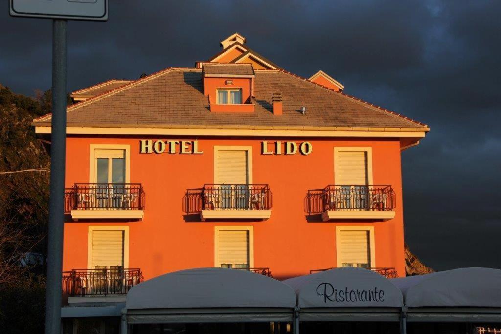 Hotel Lido Deiva Marina Ngoại thất bức ảnh